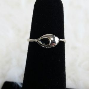 Vintage Sterling Silver w/Teardrop Onyx & Braid
